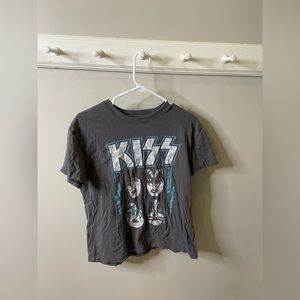 Kiss t-shirt- size L